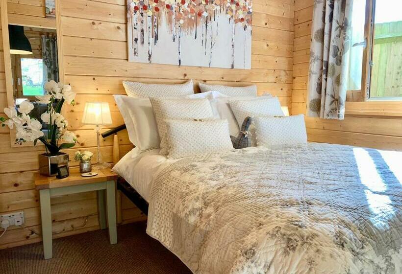 Апартаменты Deluxe 1 Спальня, Duck Lodge B&b With Hot Tub