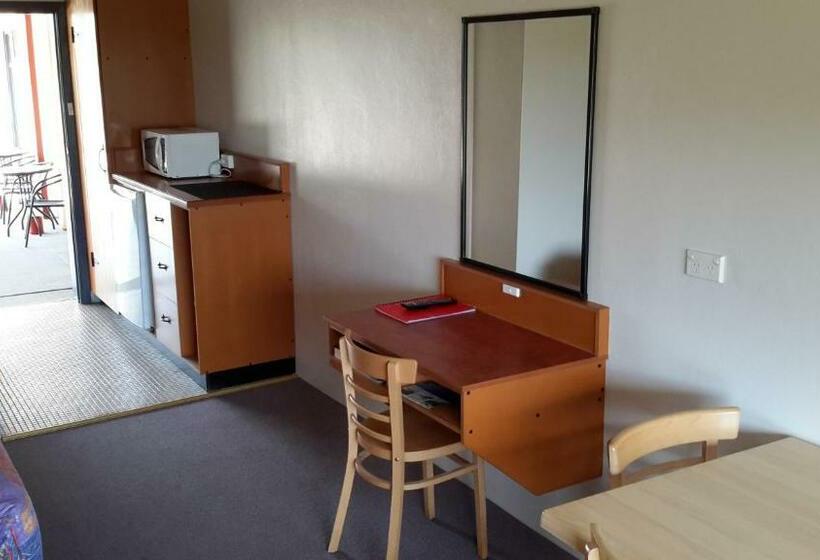 Семейный Номер, Herbert Valley Motel