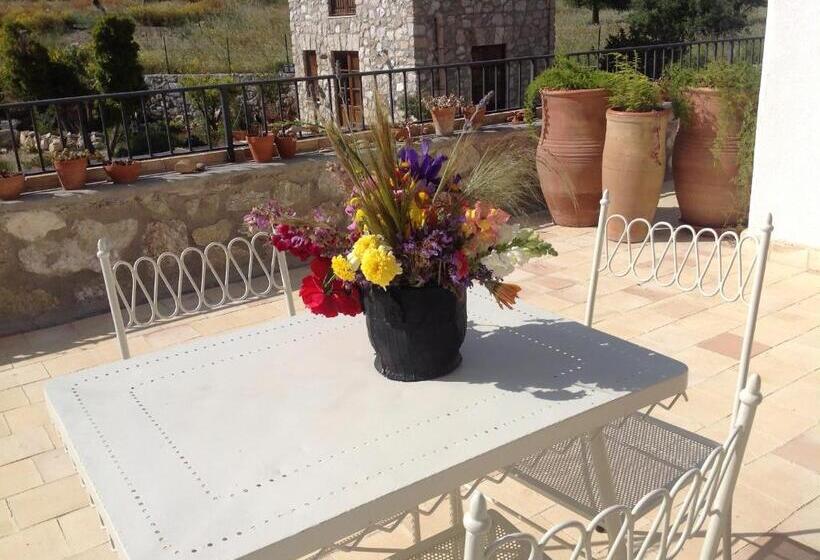 Полулюкс, Casa Balata Farm House