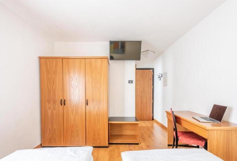 غرفة قياسية, Alpina