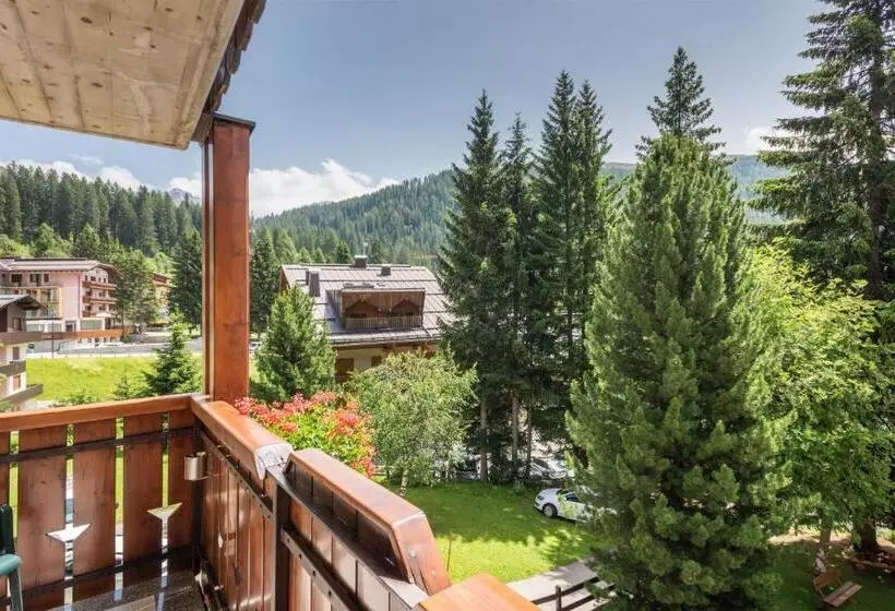 Comfort room with balcony, Alpina