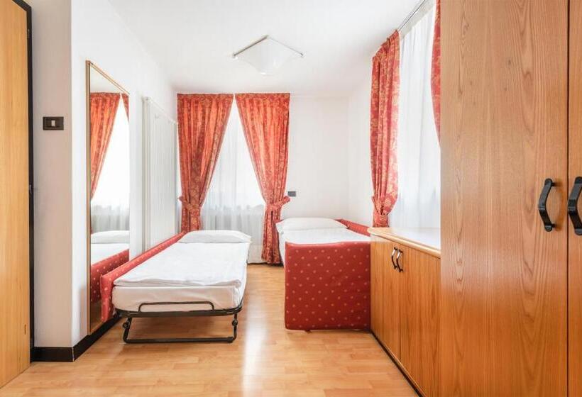 غرفة عائلية, Alpina