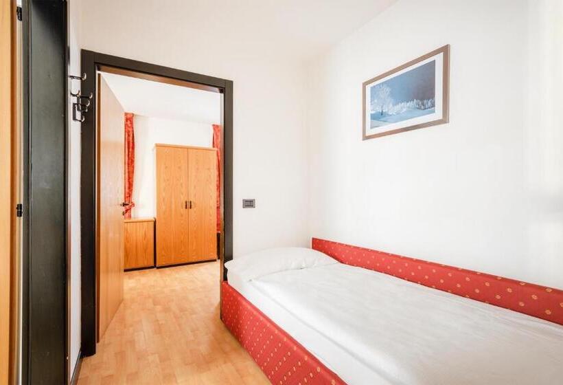 غرفة عائلية, Alpina