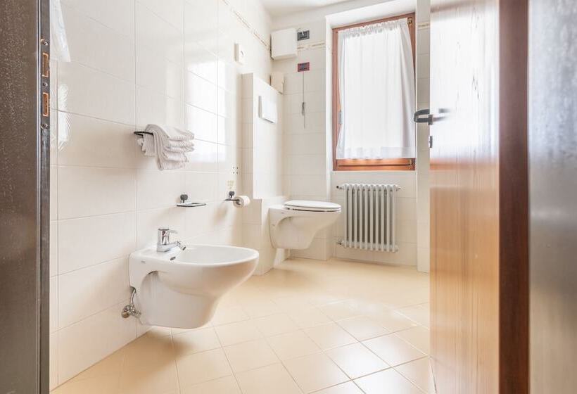 غرفة عائلية, Alpina