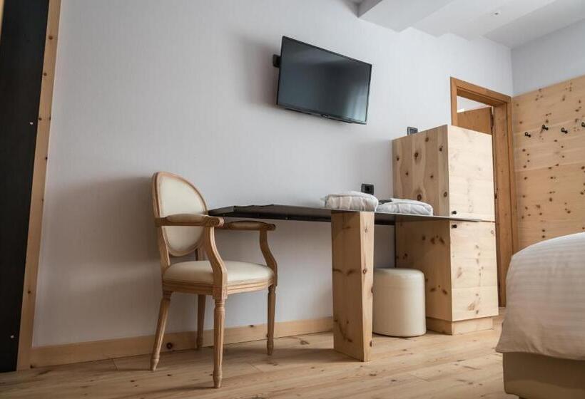 غرفة قياسية, Chalet Laura Lodge