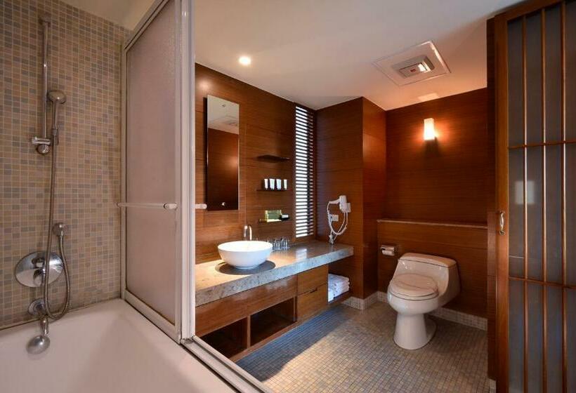 اتاق خانوادگی, Fu Lyu Inn