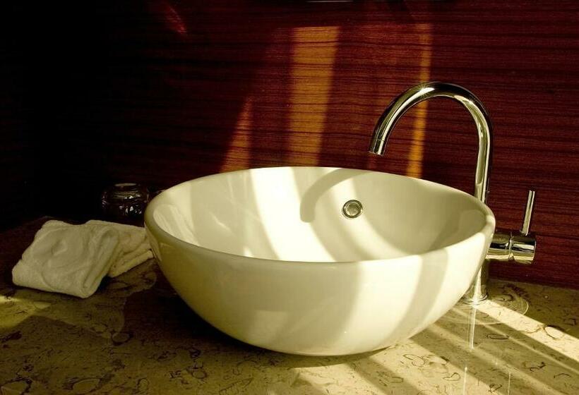 اتاق استاندارد, Fu Lyu Inn