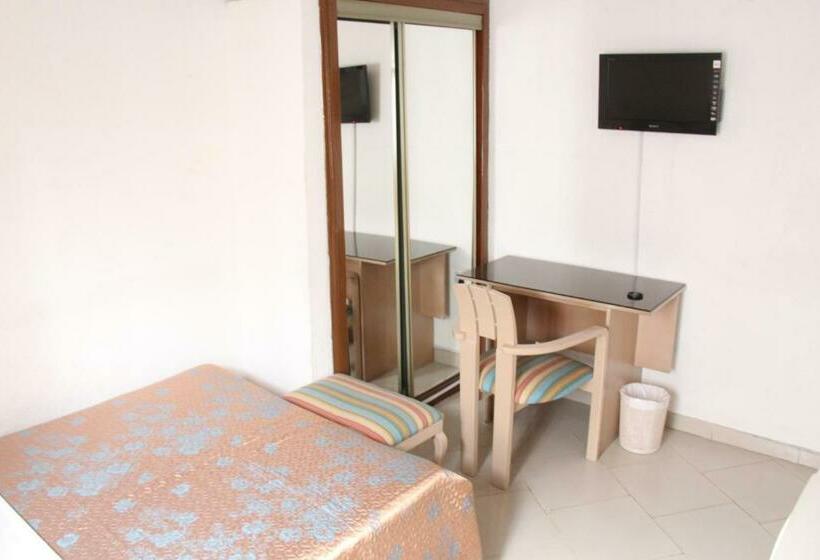 Номер Стандарт Индивидуальный, Hill View Hotel West Airport