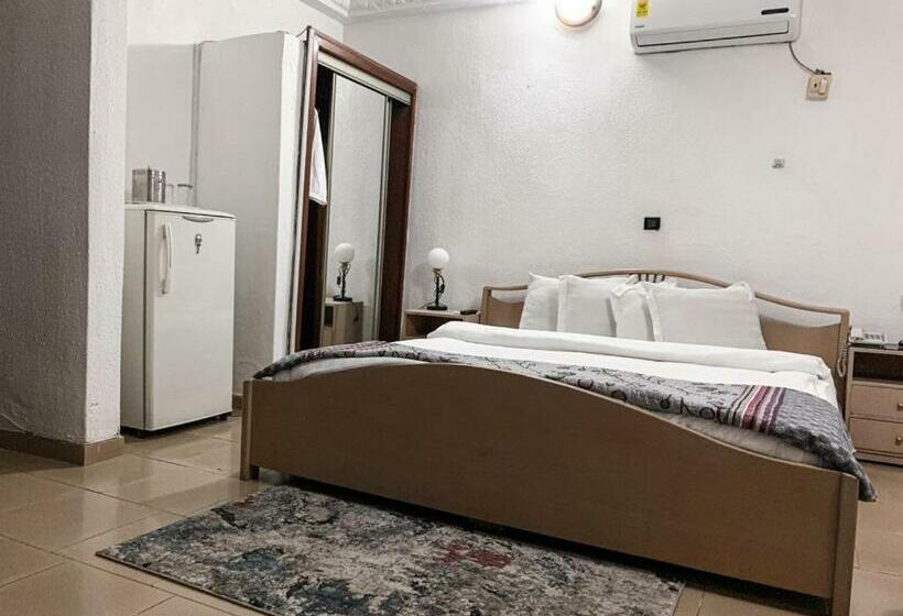 Номер Стандарт, Hill View Hotel West Airport