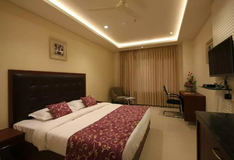 スーペリアールーム, Hyderabad Grand