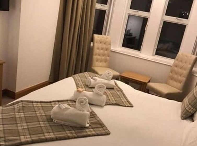 高级大房间, Loch Long