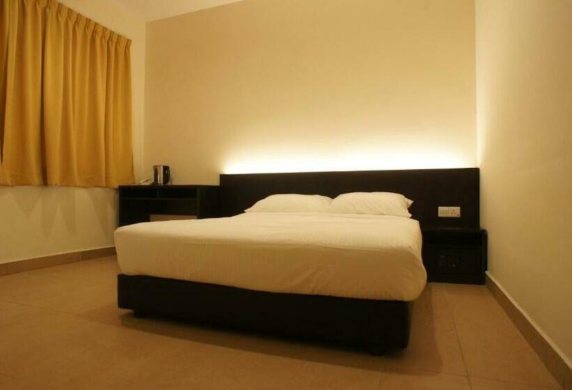 Pokój Deluxe, Merlin