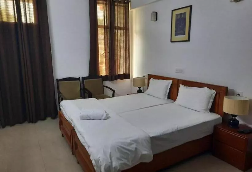 Standard-huone, New Delhi Ymca Tourist Hostel