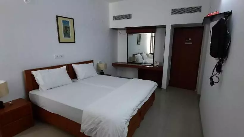 Standard-huone, New Delhi Ymca Tourist Hostel