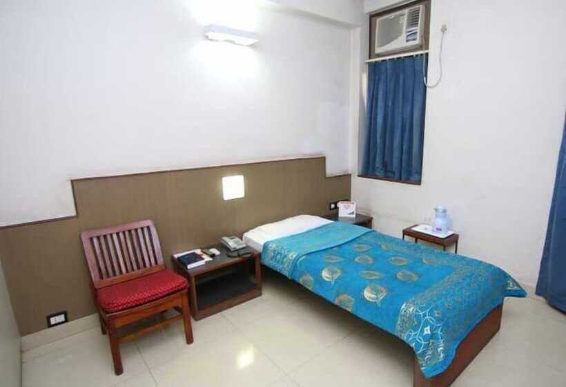 Номер Стандарт, New Delhi Ymca Tourist Hostel