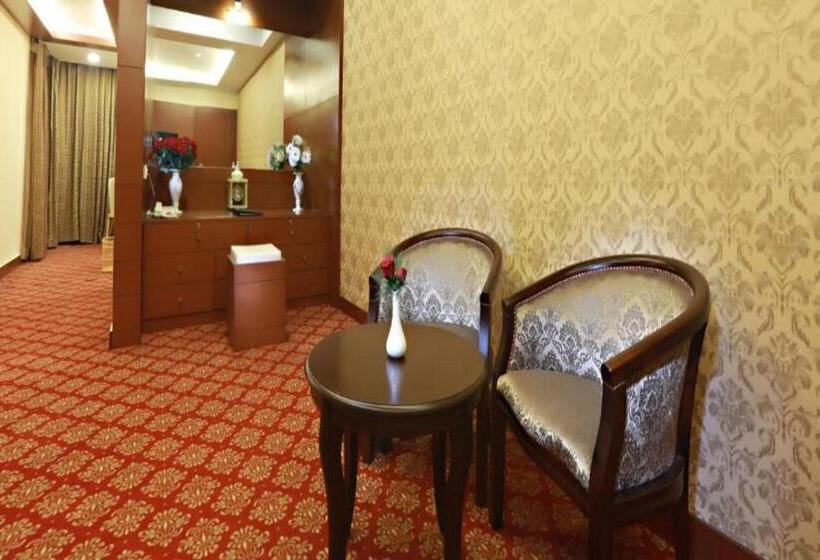 סוויטה, Patliputra Continental