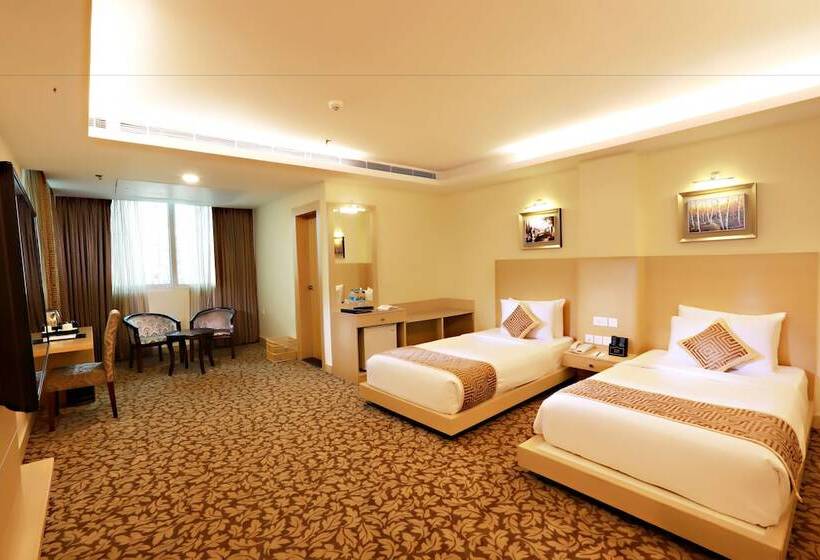 סוויטה אקזקיוטיב, Patliputra Continental