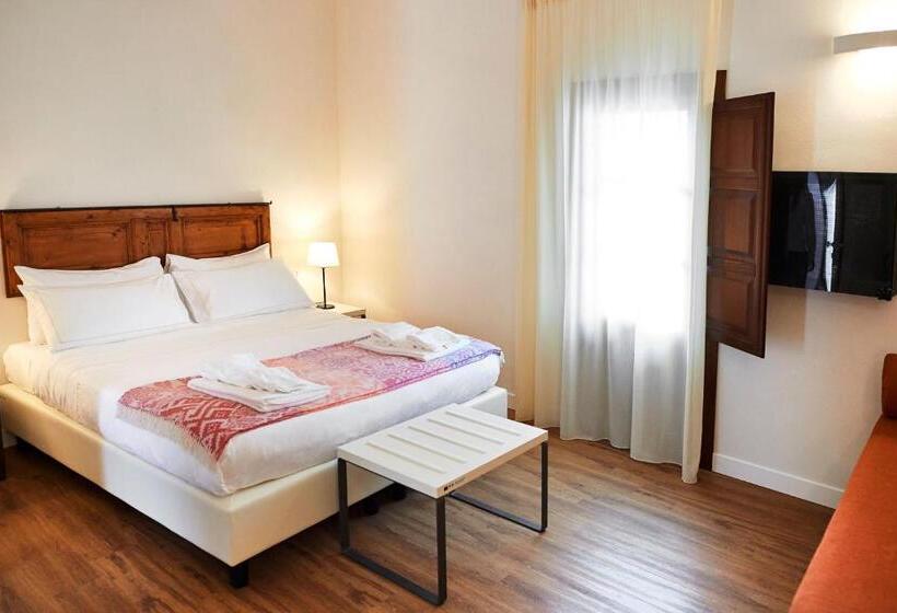 חדר סופריור, Sopra Le Mura