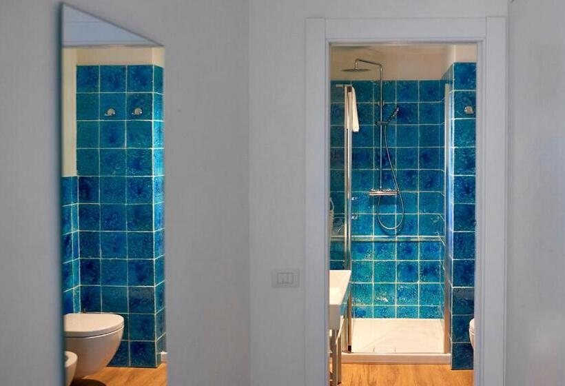 סוויטת ג'וניור נוף לים, Sopra Le Mura