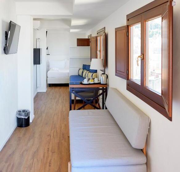 סוויטת ג'וניור נוף לים, Sopra Le Mura