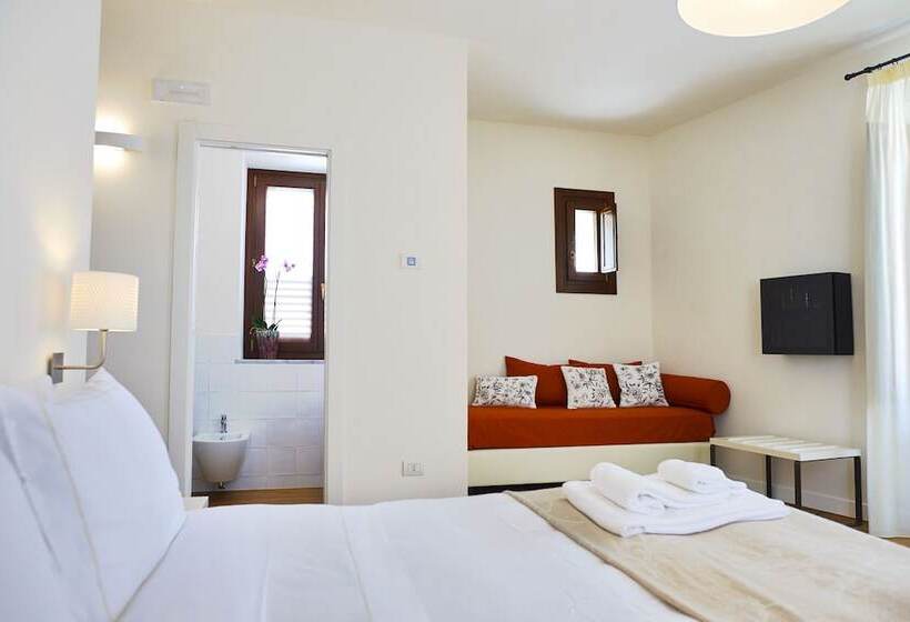 Junior Suite with Balcony, Sopra Le Mura