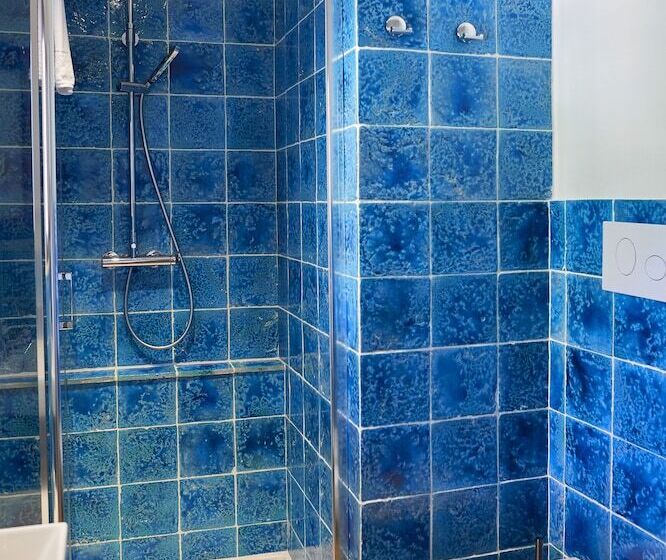 סוויטת ג'וניור נוף לים, Sopra Le Mura