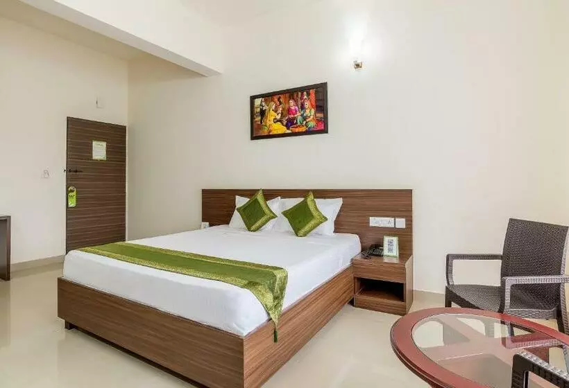 اتاق استاندارد, Treebo Pappilon Palace   Pvs Circle
