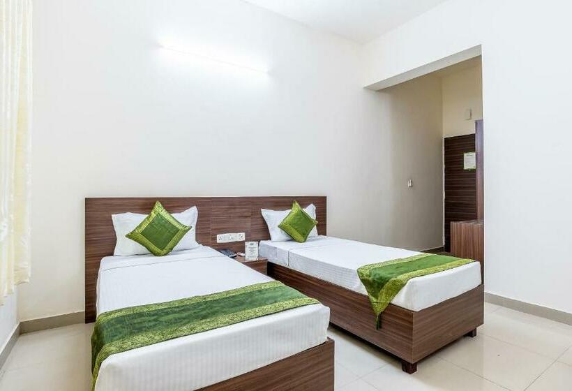 スタンダードルーム, Treebo Pappilon Palace Pvs Circle