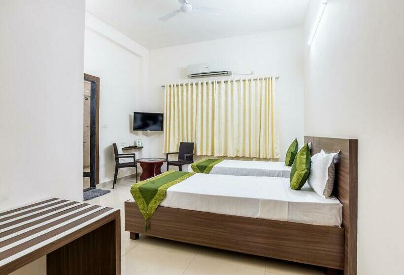 スタンダードルーム, Treebo Pappilon Palace Pvs Circle