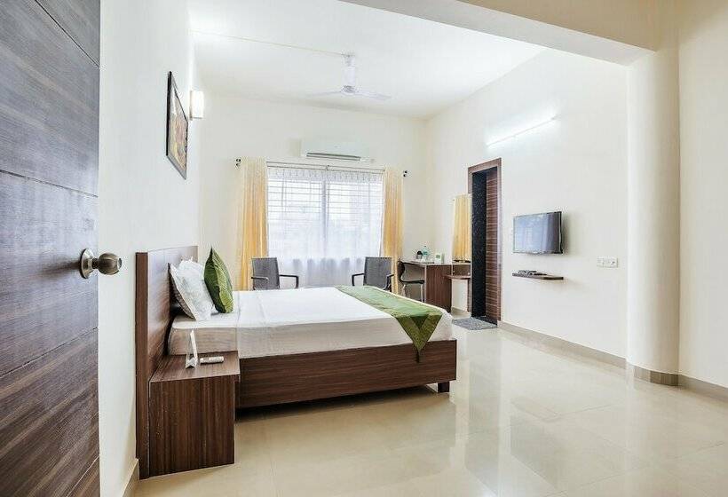 スタンダードルーム, Treebo Pappilon Palace Pvs Circle