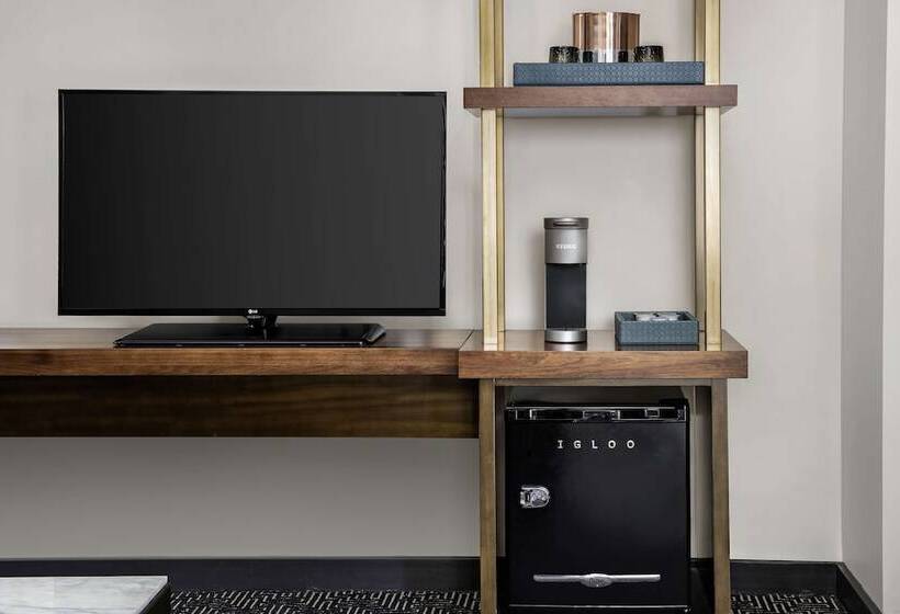 غرفه قياسيه سريرين مزدوجين, The Troubadour Hotel New Orleans