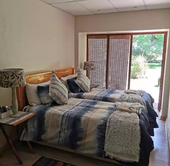 スタンダードルーム, A Cherry Lane Self Catering And B&b