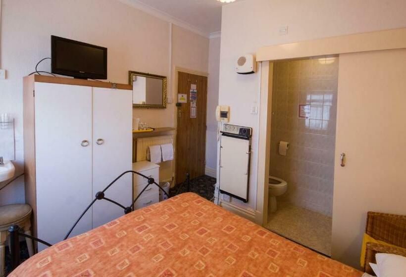 חדר סטנדרט, Brooklands Over 50 S Only