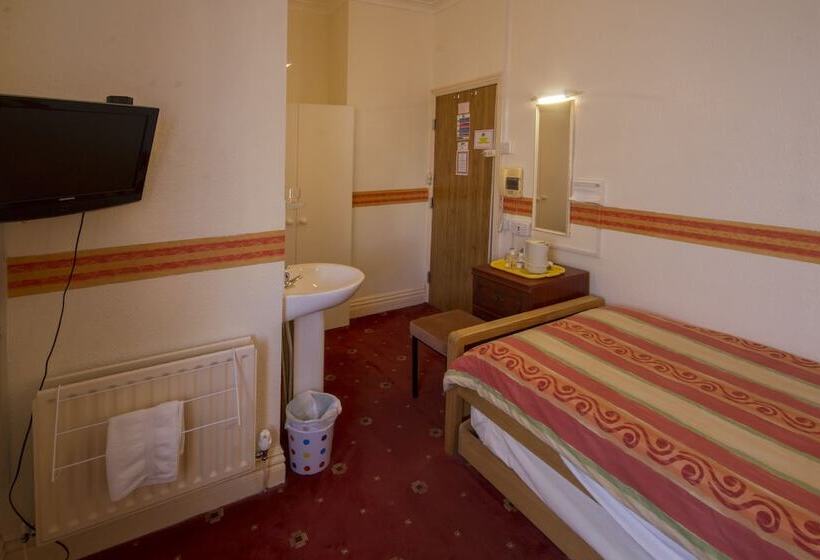 חדר סטנדרט, Brooklands Over 50 S Only