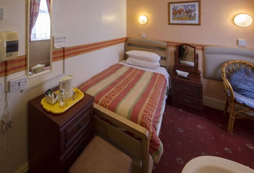 חדר סטנדרט, Brooklands Over 50 S Only