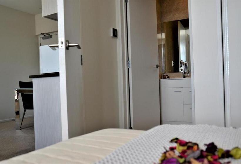 آپارتمان 1 خوابه, Colombo Lodge