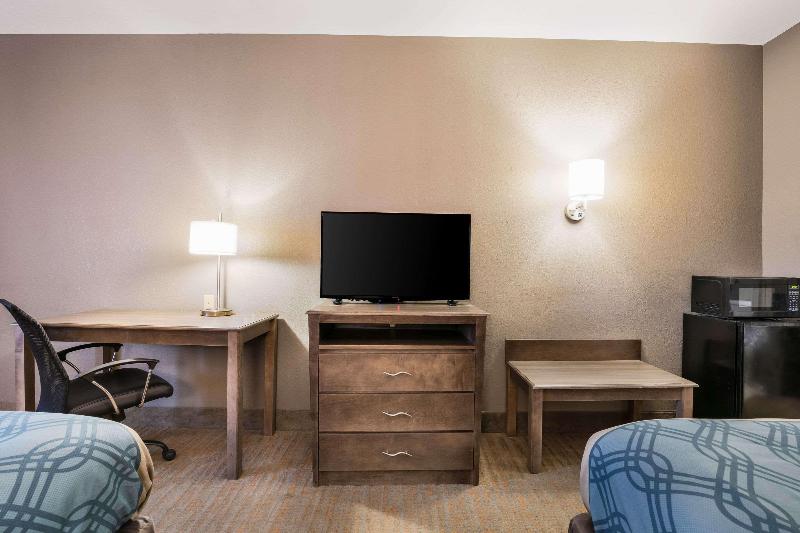 استودیوی استاندارد, Colombo Lodge