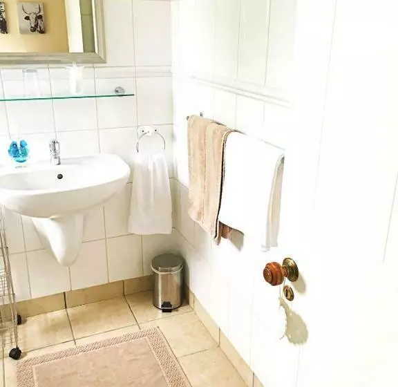 اتاق استاندارد, Oude Berg Guesthouse 10 Caledon Street