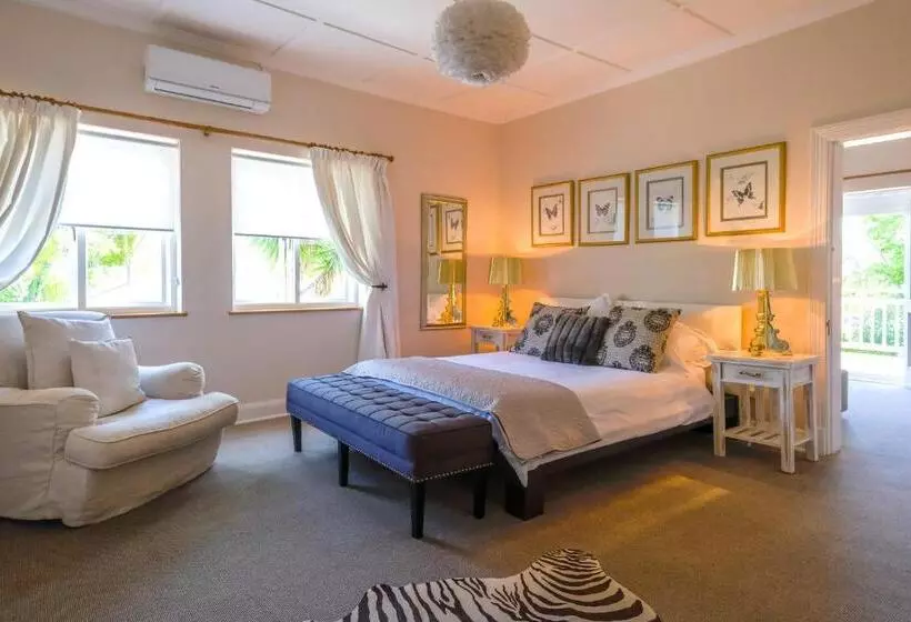 اتاق خانوادگی, Oude Berg Guesthouse 10 Caledon Street