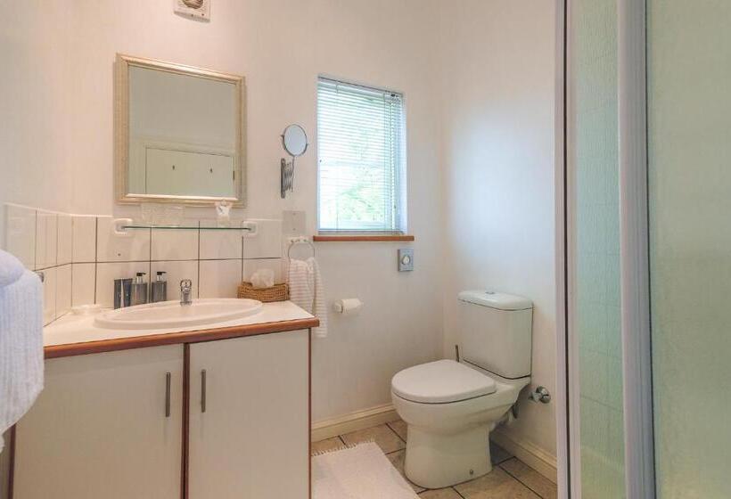 Номер Стандарт с Балконом, Oude Berg Guesthouse   10 Caledon Street