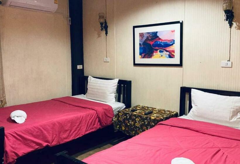 带共用浴室的标准房间, Noom Guesthouse