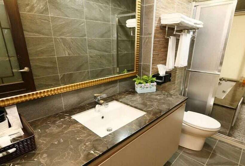 اتاق استاندارد چهار تخته, Rose Cottage B&b