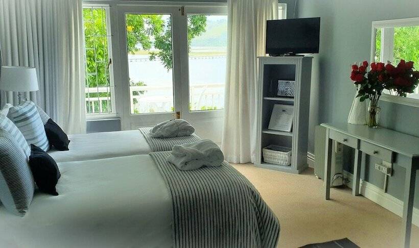 Номер Deluxe Кровать Кинг, Roseroc Boutique Guest House