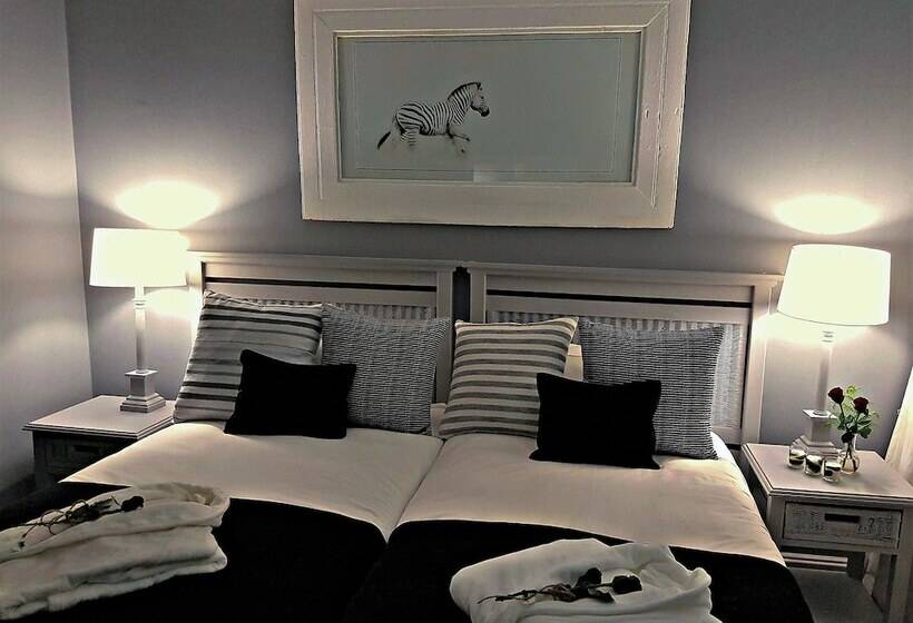 Номер Deluxe Кровать Кинг, Roseroc Boutique Guest House