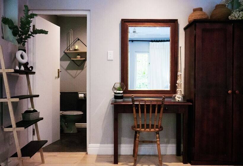 Номер Deluxe Кровать Кинг, Roseroc Boutique Guest House