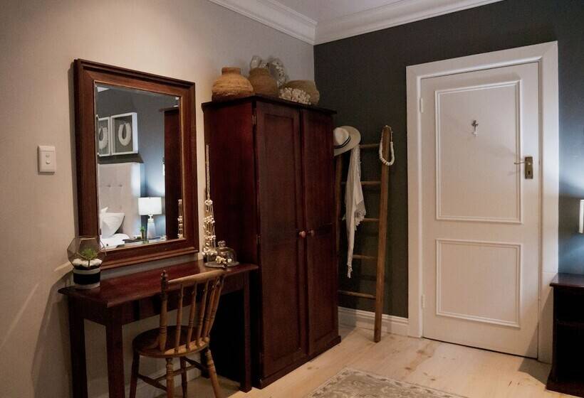 Номер Deluxe Кровать Кинг, Roseroc Boutique Guest House