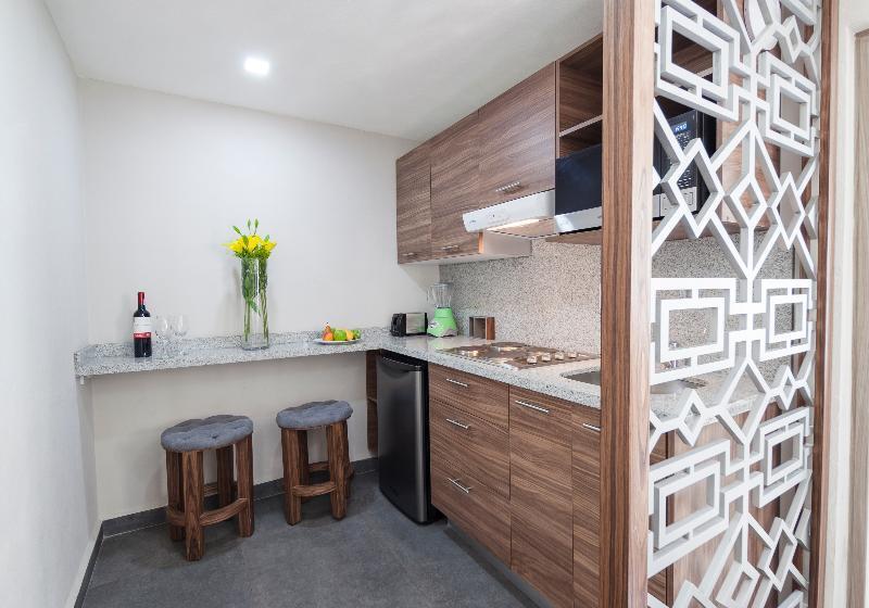 سوییت اجرایی, Suites Rio Elba