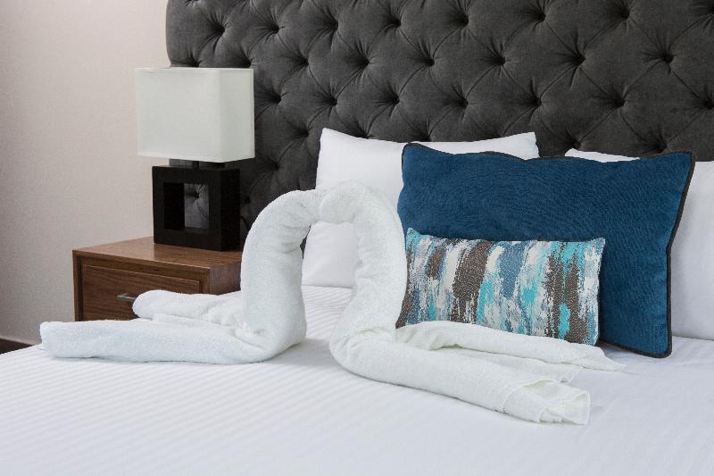 سوییت اجرایی, Suites Rio Elba