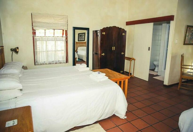 اتاق خانوادگی, Wilgewandel Holiday Farm & Day Restaurant