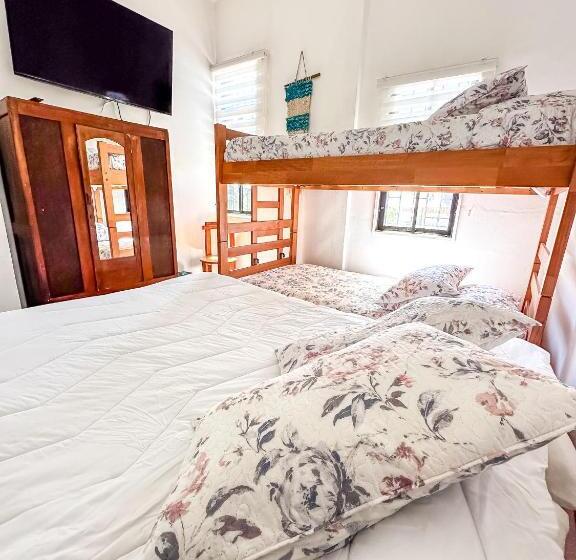 חדר סטנדרט לארבעה, Club House Concón